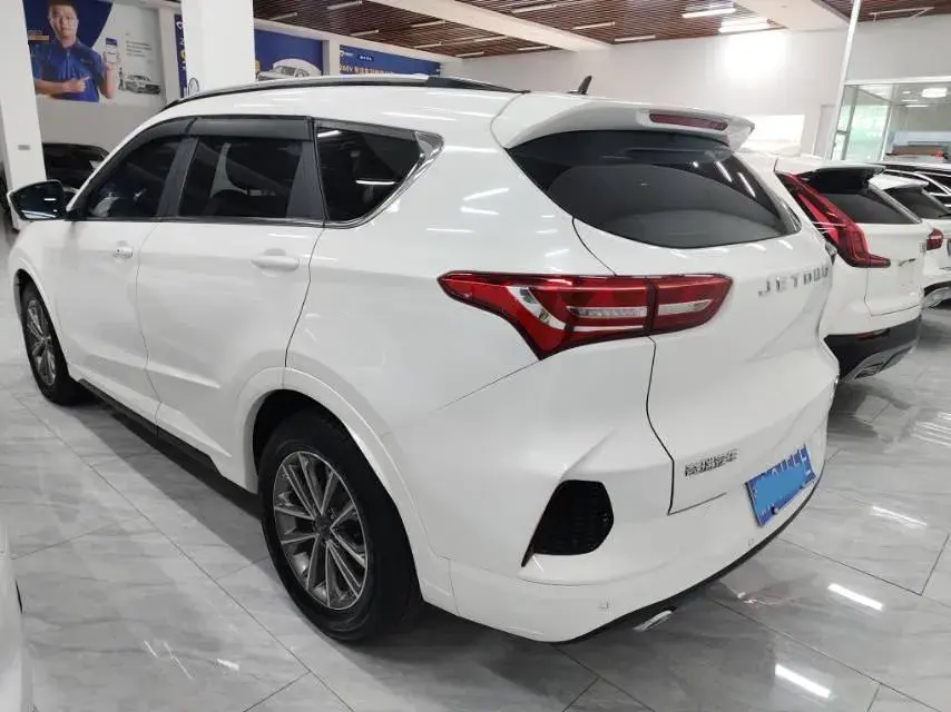 2020 JETOUR X70 thumbnail 4