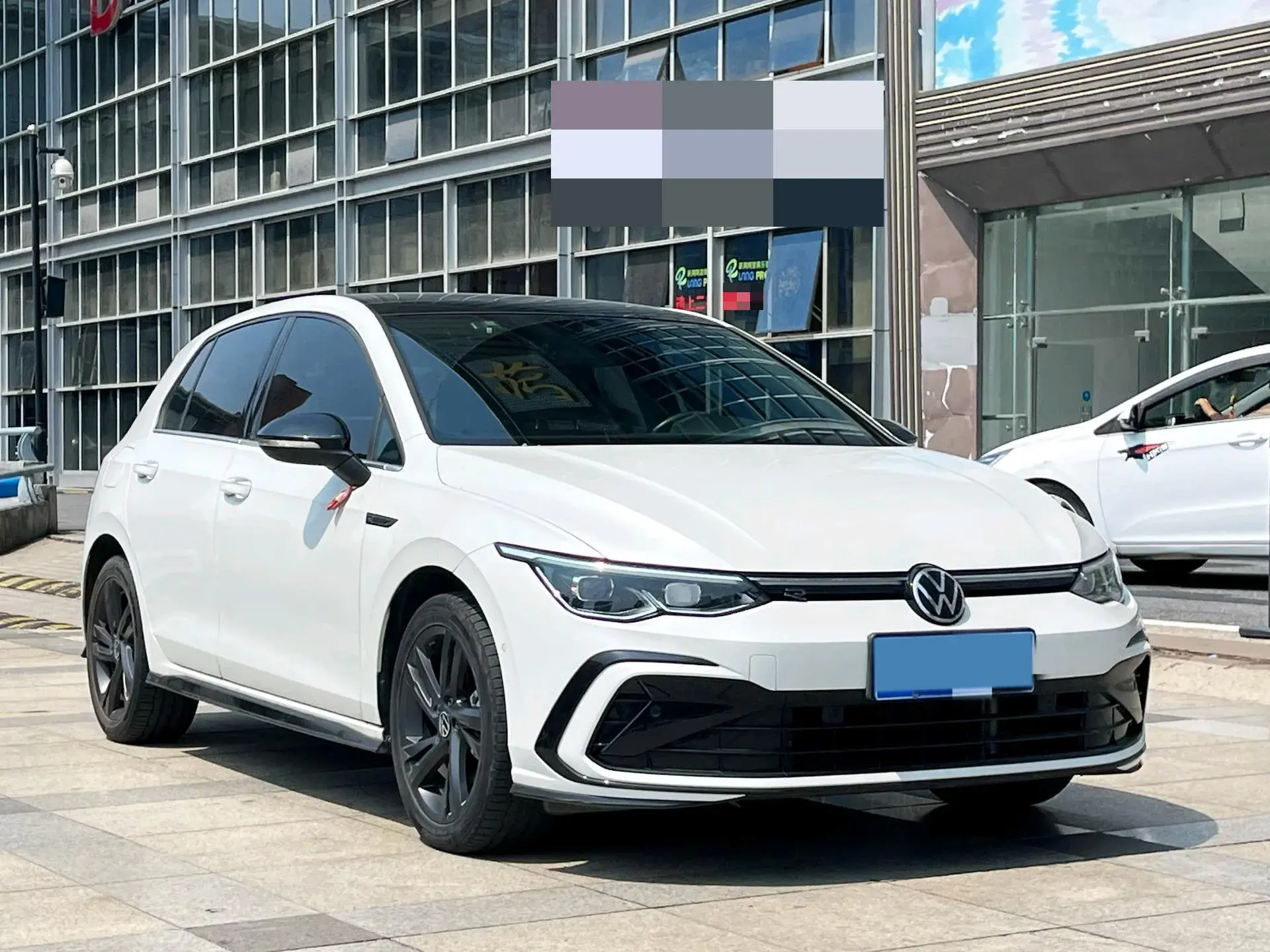 2021 VOLKSWAGEN GOLF thumbnail 3