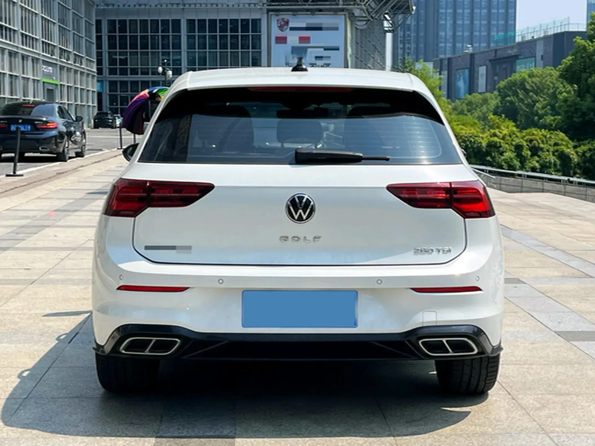 2021 VOLKSWAGEN GOLF thumbnail 4