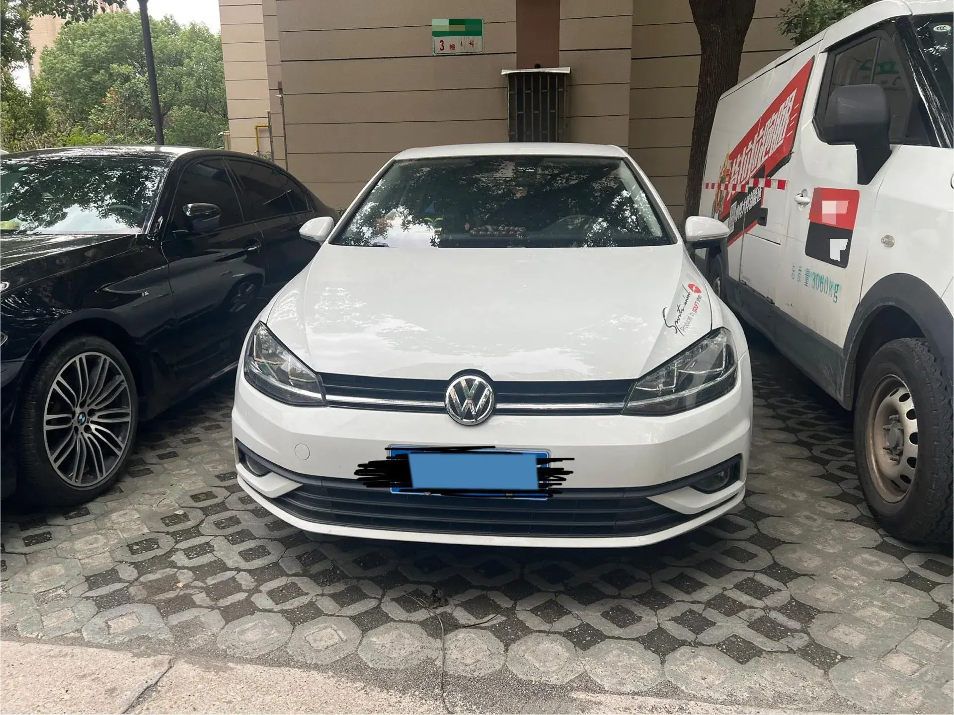2019 VOLKSWAGEN GOLF thumbnail 2