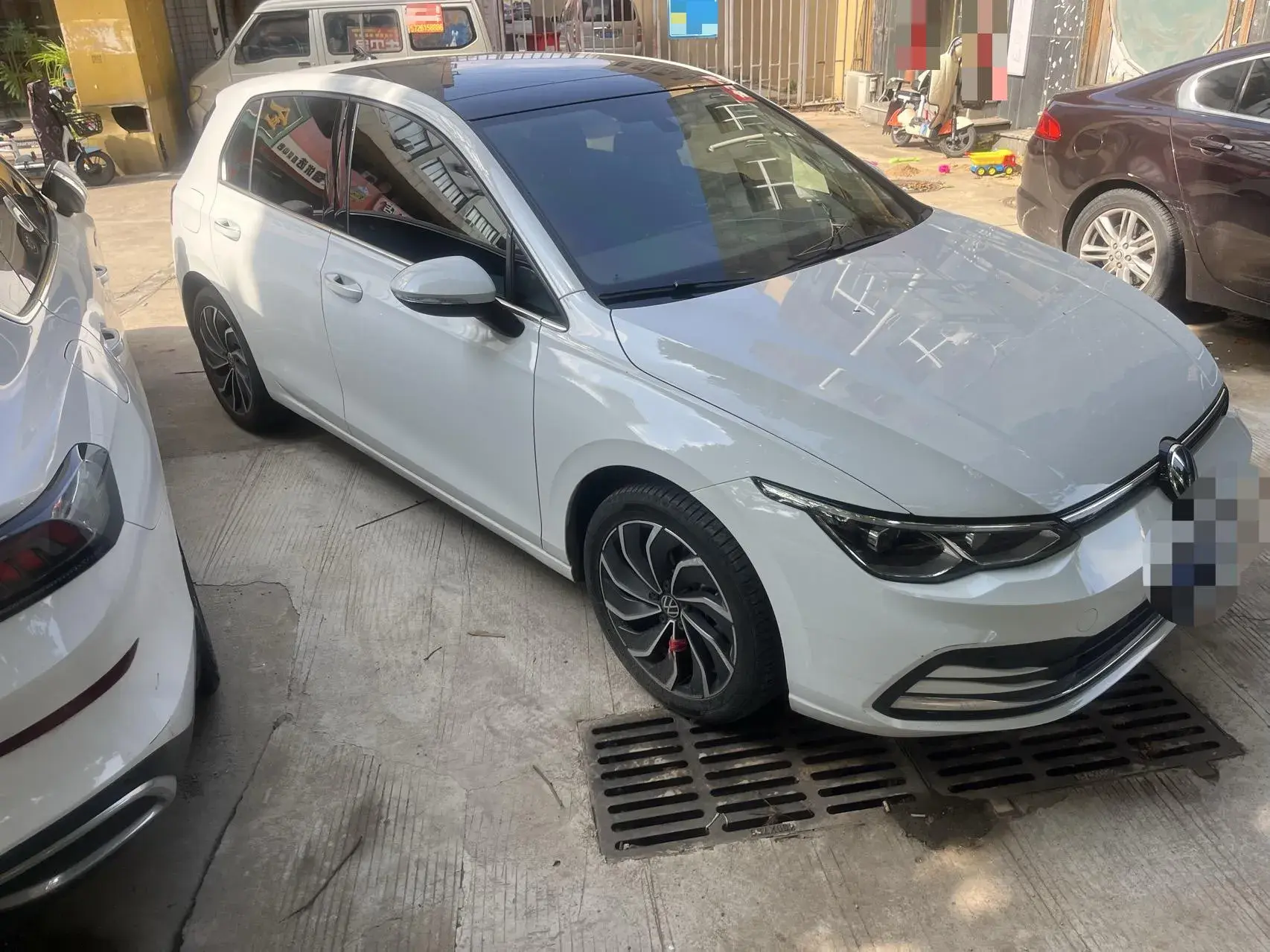 2021 VOLKSWAGEN GOLF thumbnail 2