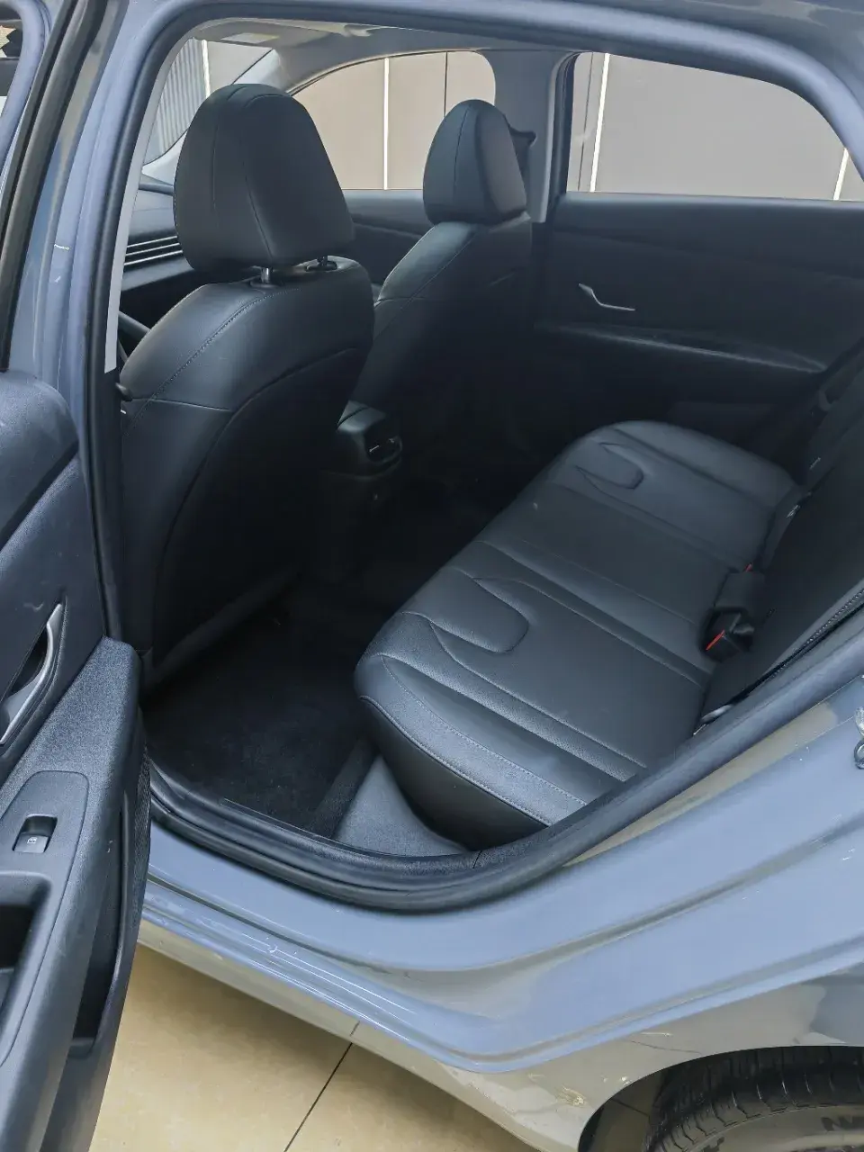 2022 HYUNDAI ELANTRA thumbnail 4