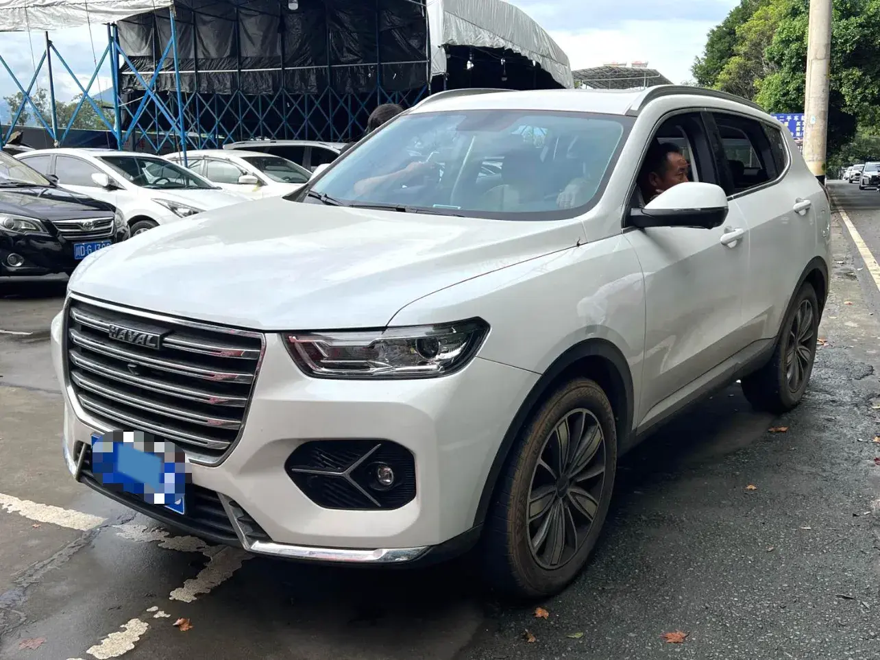 2021 HAVAL H6 view 1