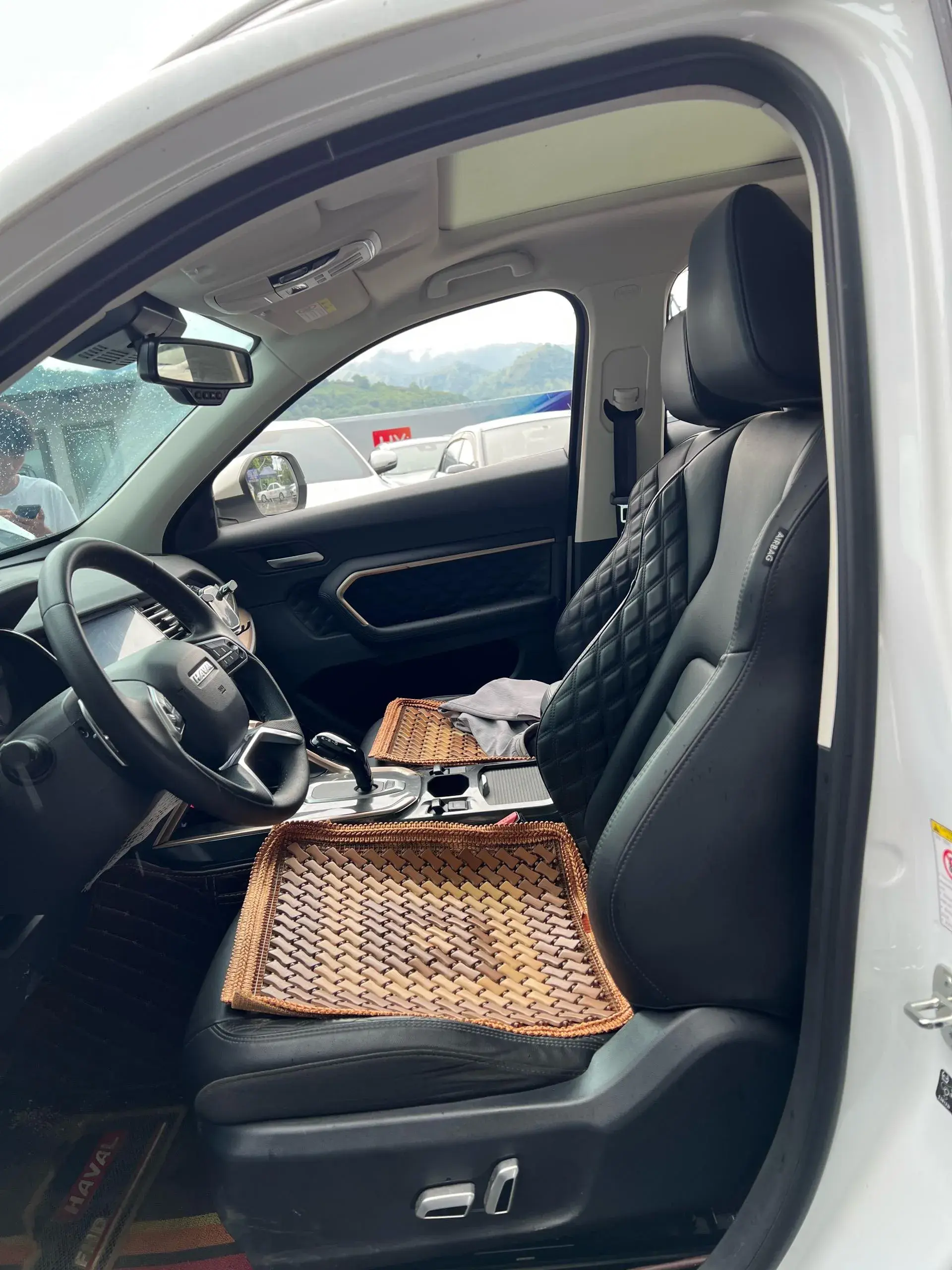 2021 HAVAL H6 thumbnail 2