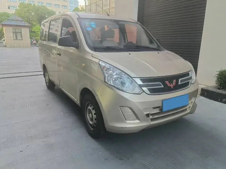 2016 WULING RONGGUANG thumbnail 3