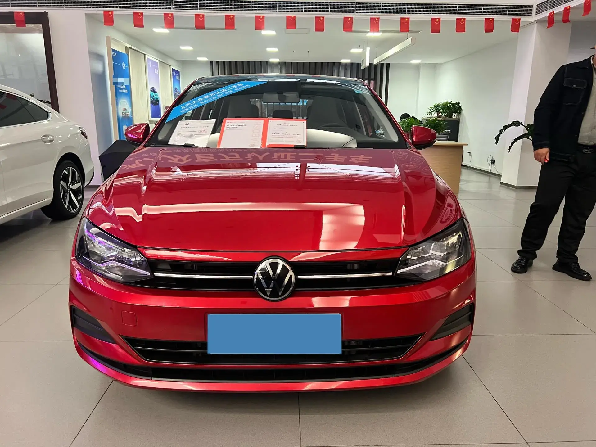 2023 VOLKSWAGEN POLO thumbnail 3