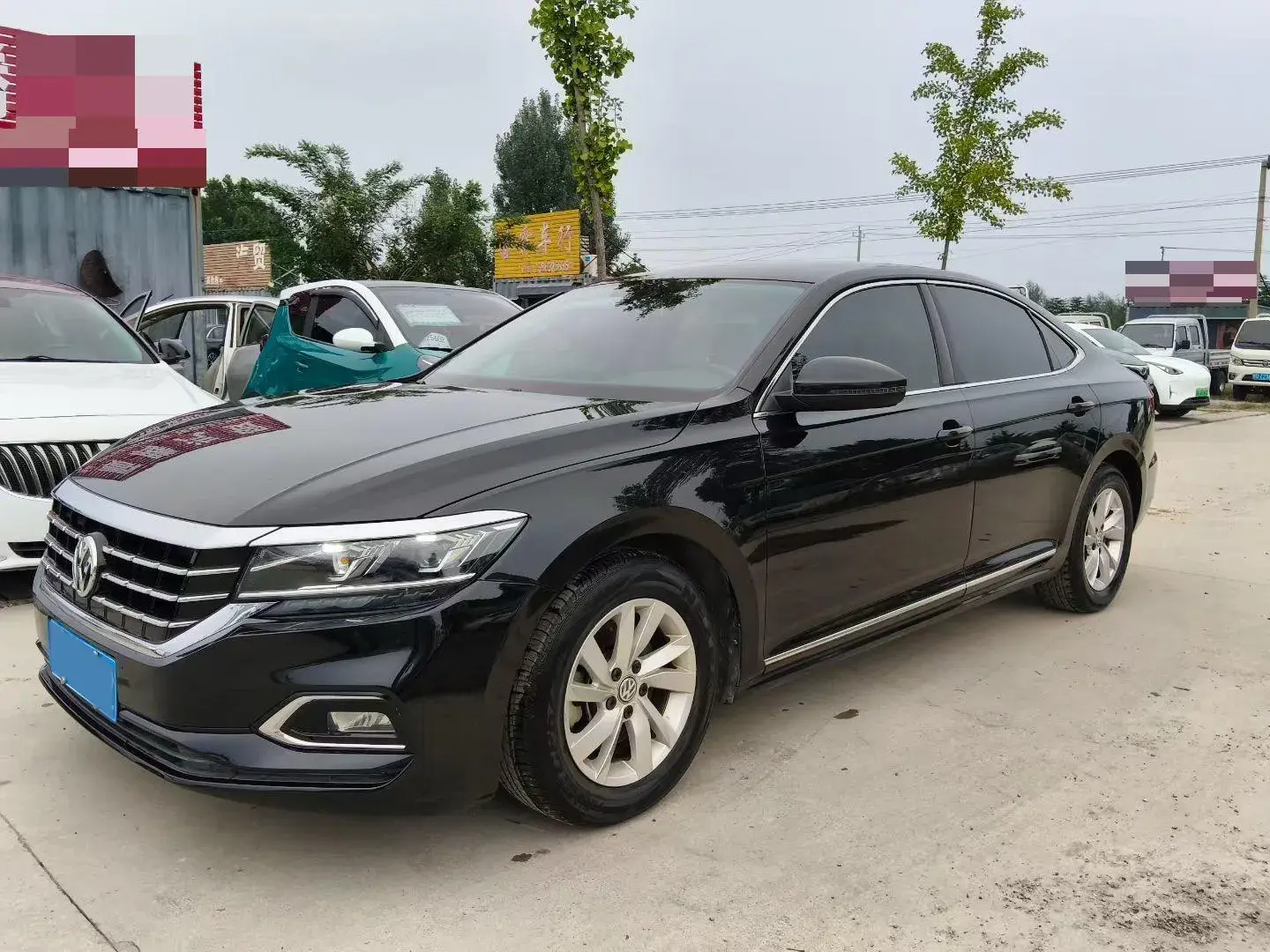 2020 VOLKSWAGEN PASSAT view 1