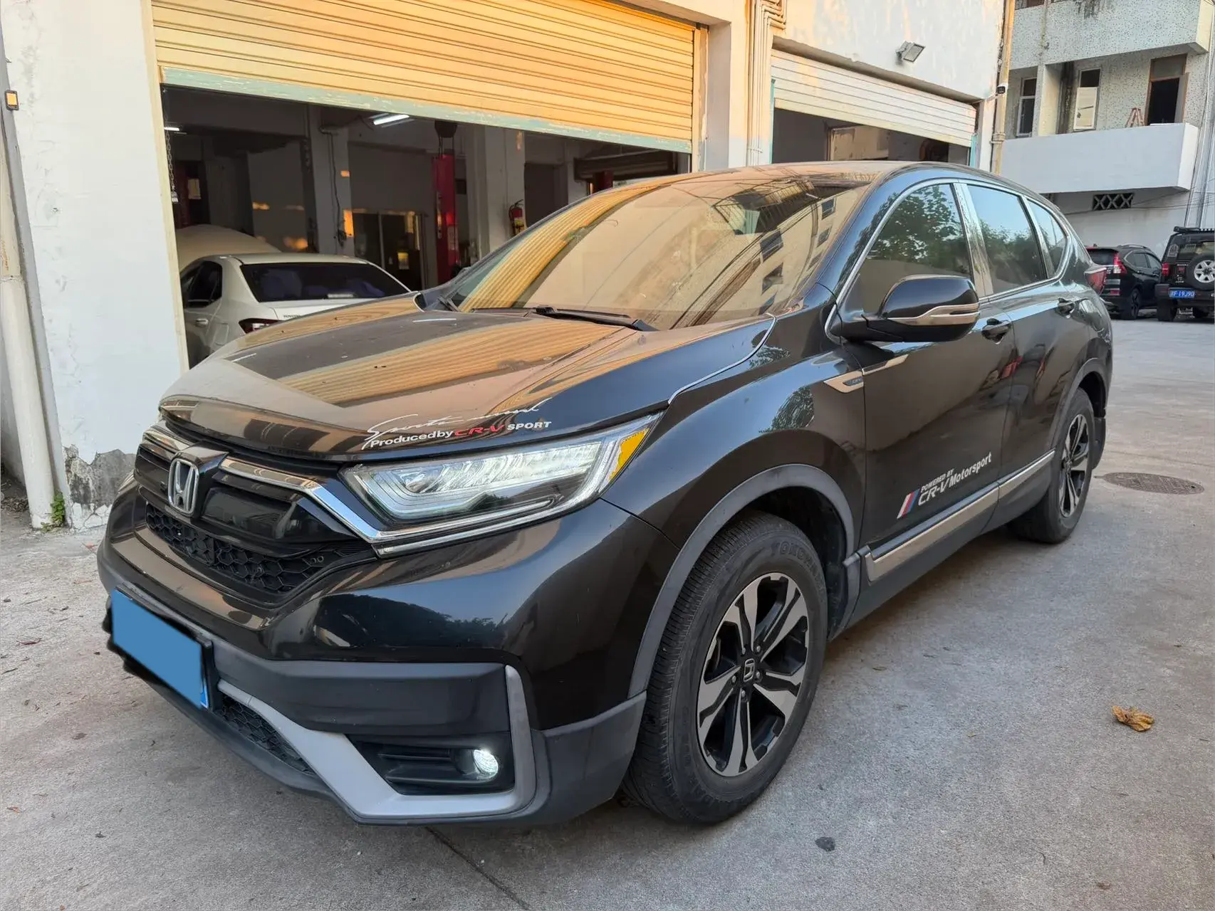 2021 HONDA CR-V view 1