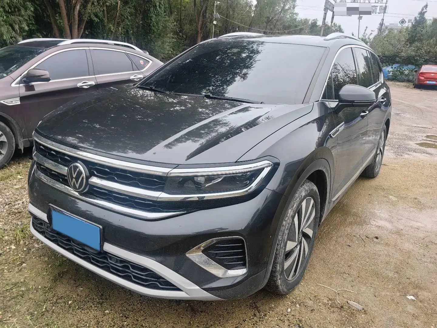 2021 VOLKSWAGEN TALAGON view 1