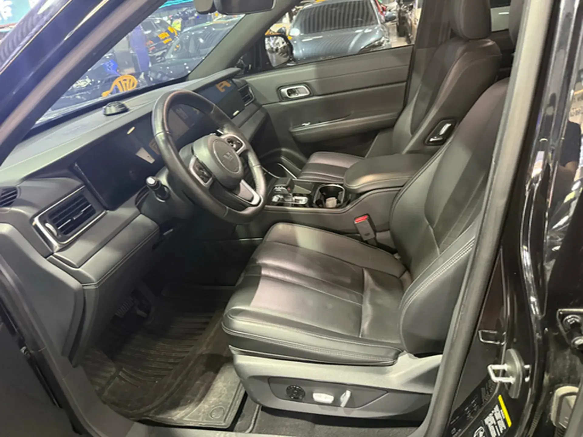 2020 LI ONE thumbnail 4