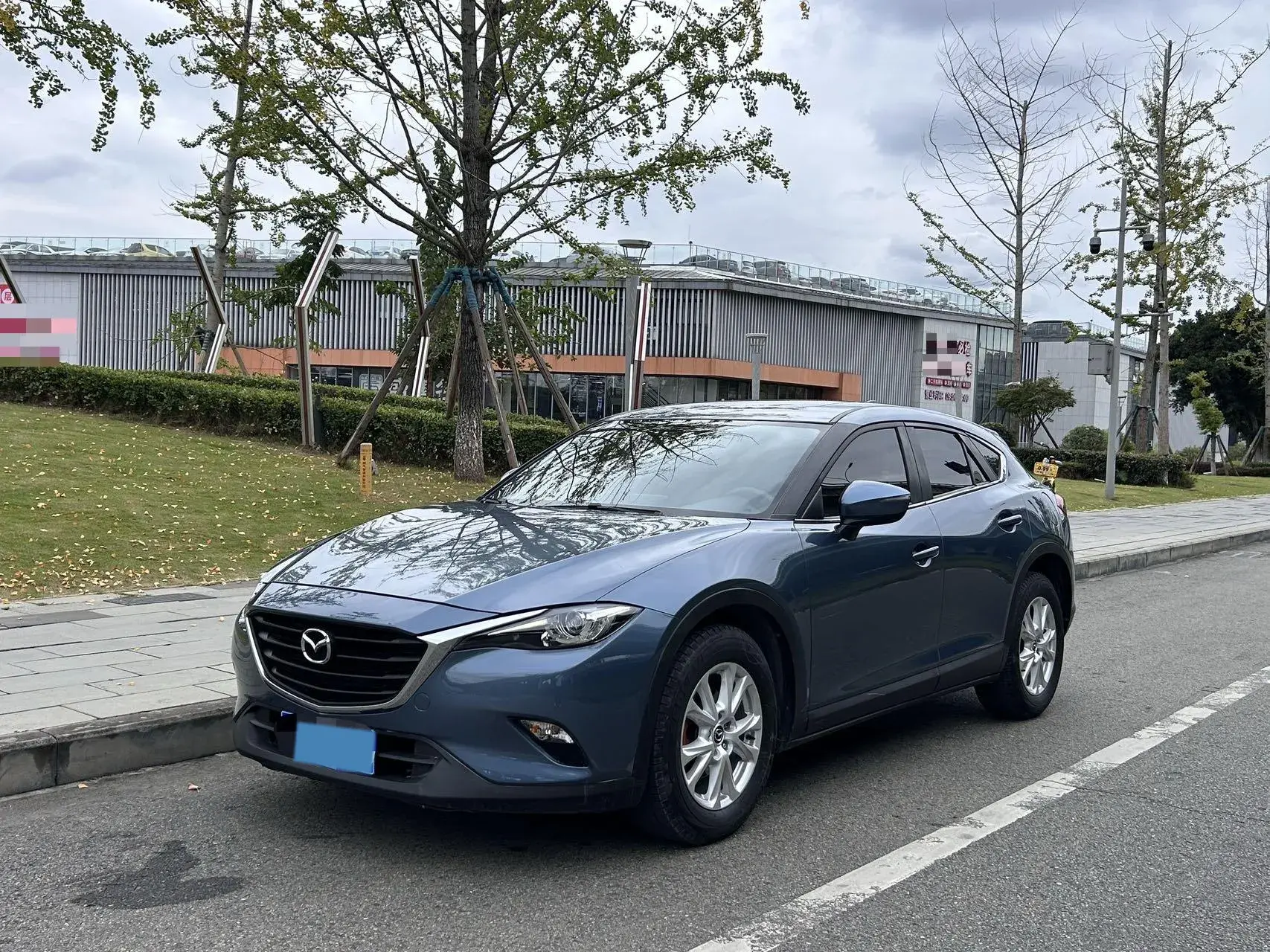 2018 MAZDA CX-4 view 1