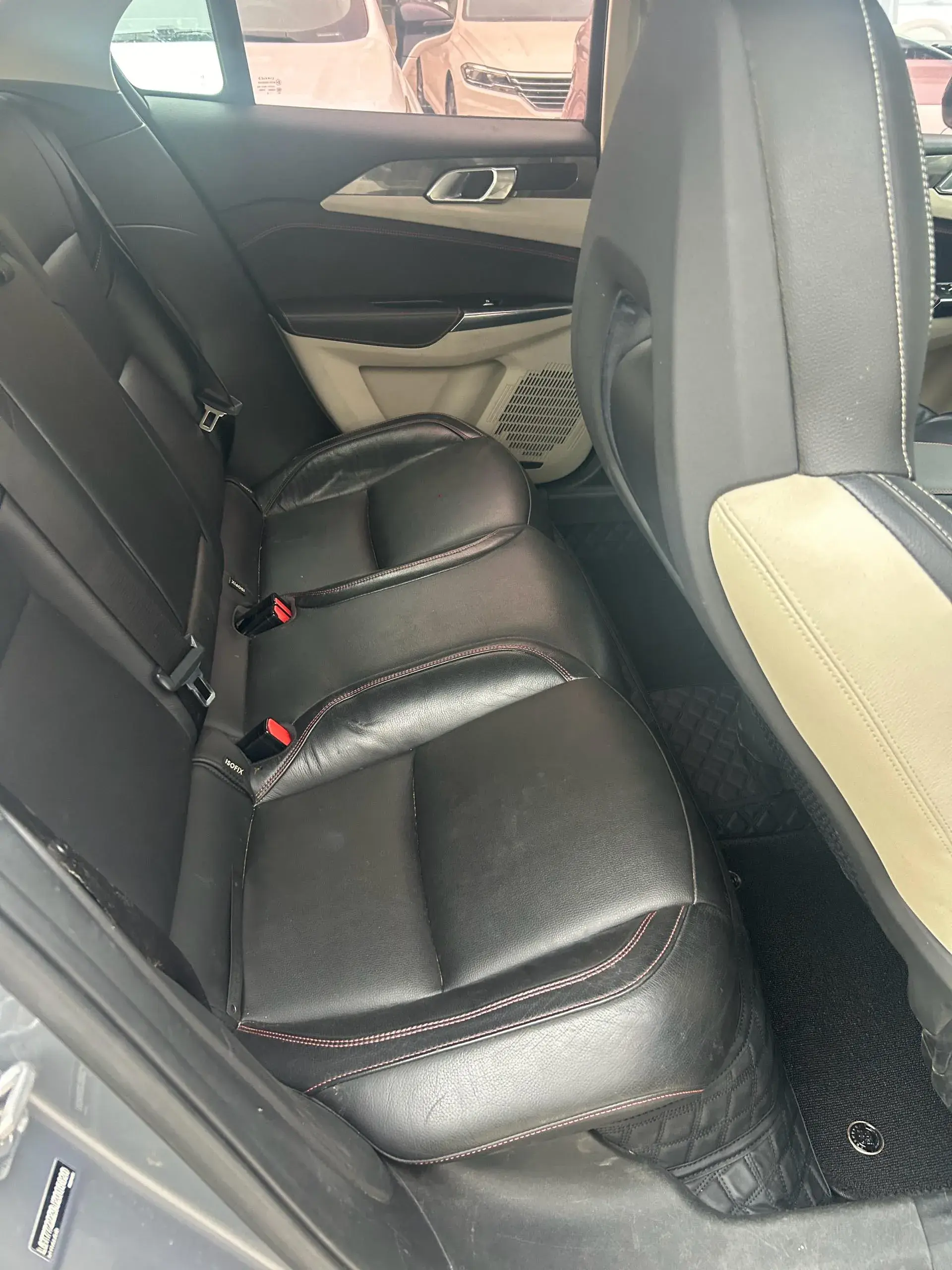 2018 LYNK&CO 02 thumbnail 3