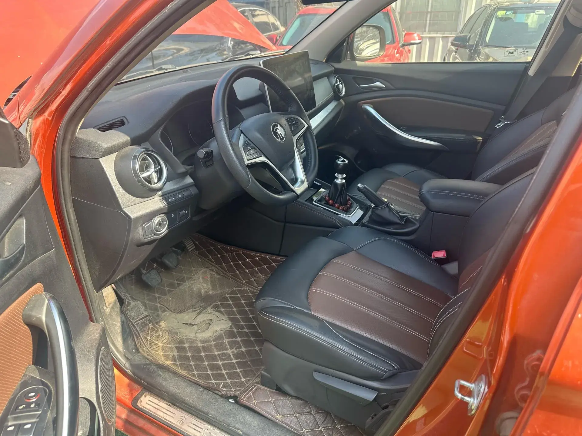 2018 BYD SONG thumbnail 2