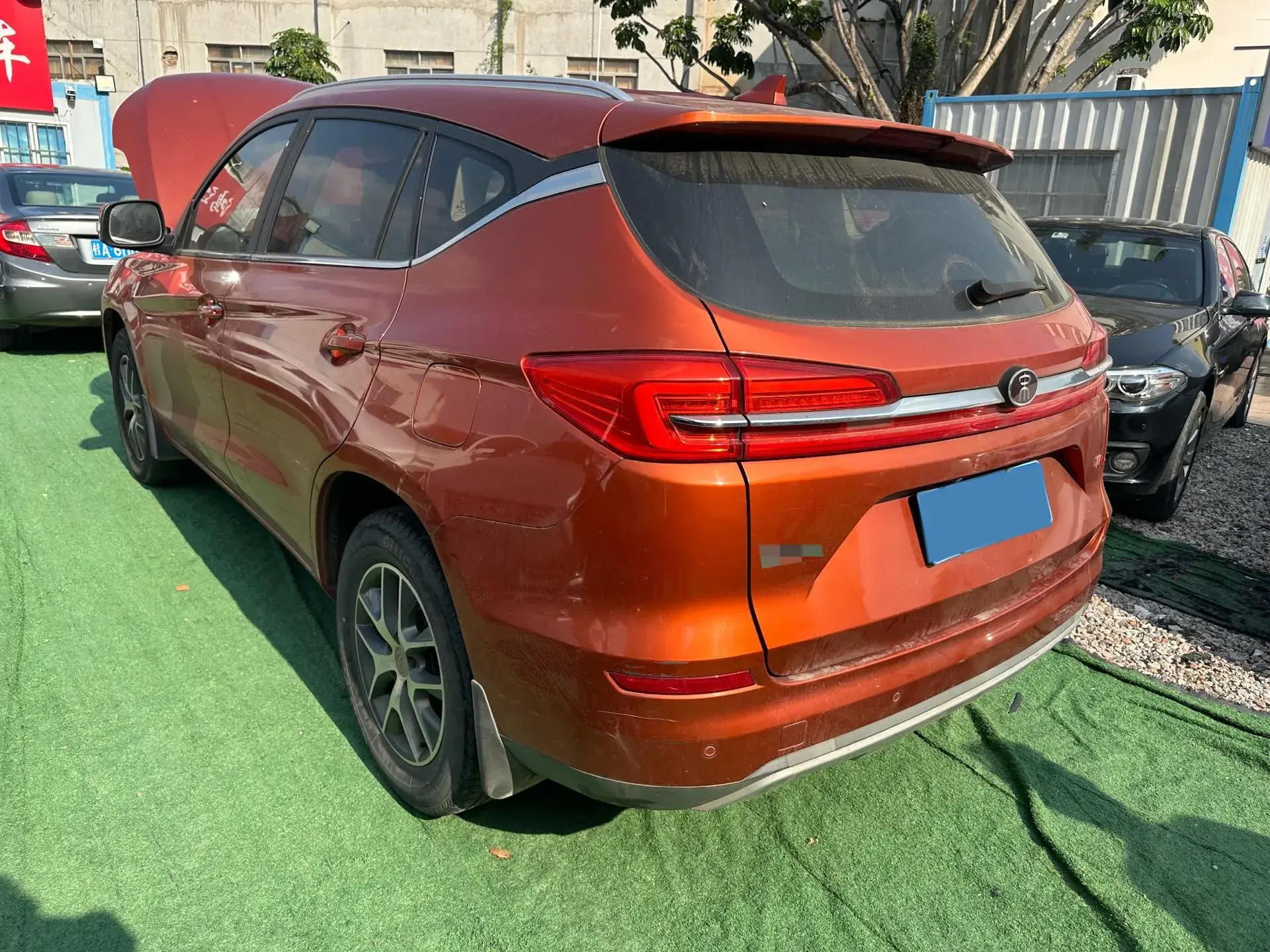 2018 BYD SONG thumbnail 4