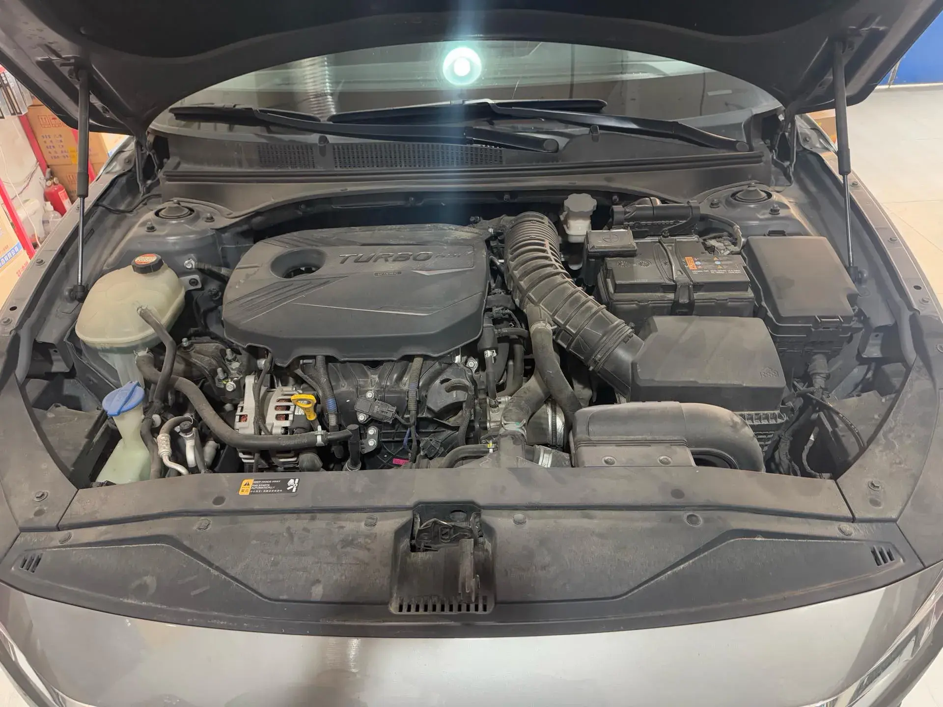 2019 HYUNDAI LA thumbnail 4