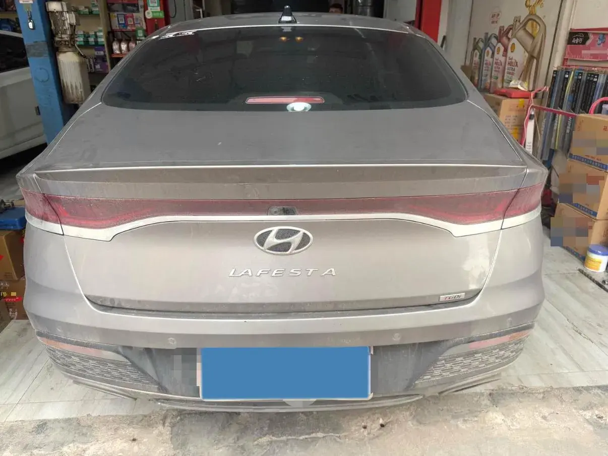 2019 HYUNDAI LA thumbnail 2