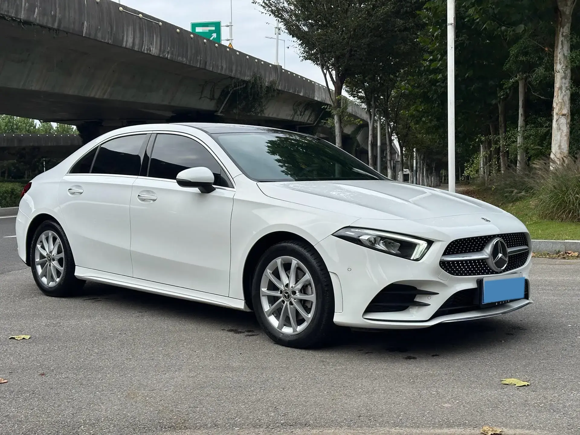 2022 MERCEDES-BENZ A thumbnail 3