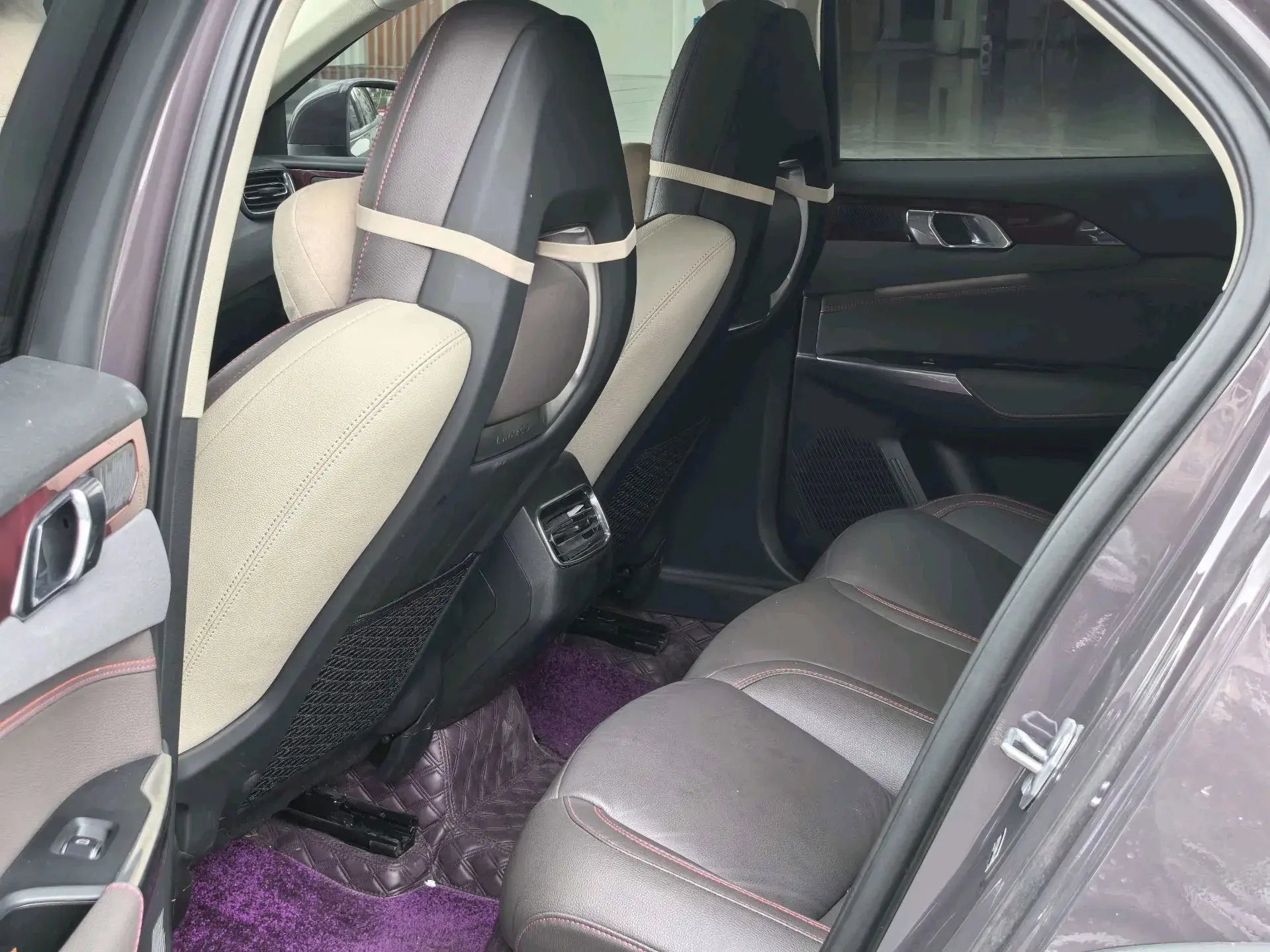 2021 LYNK&CO 02 thumbnail 4