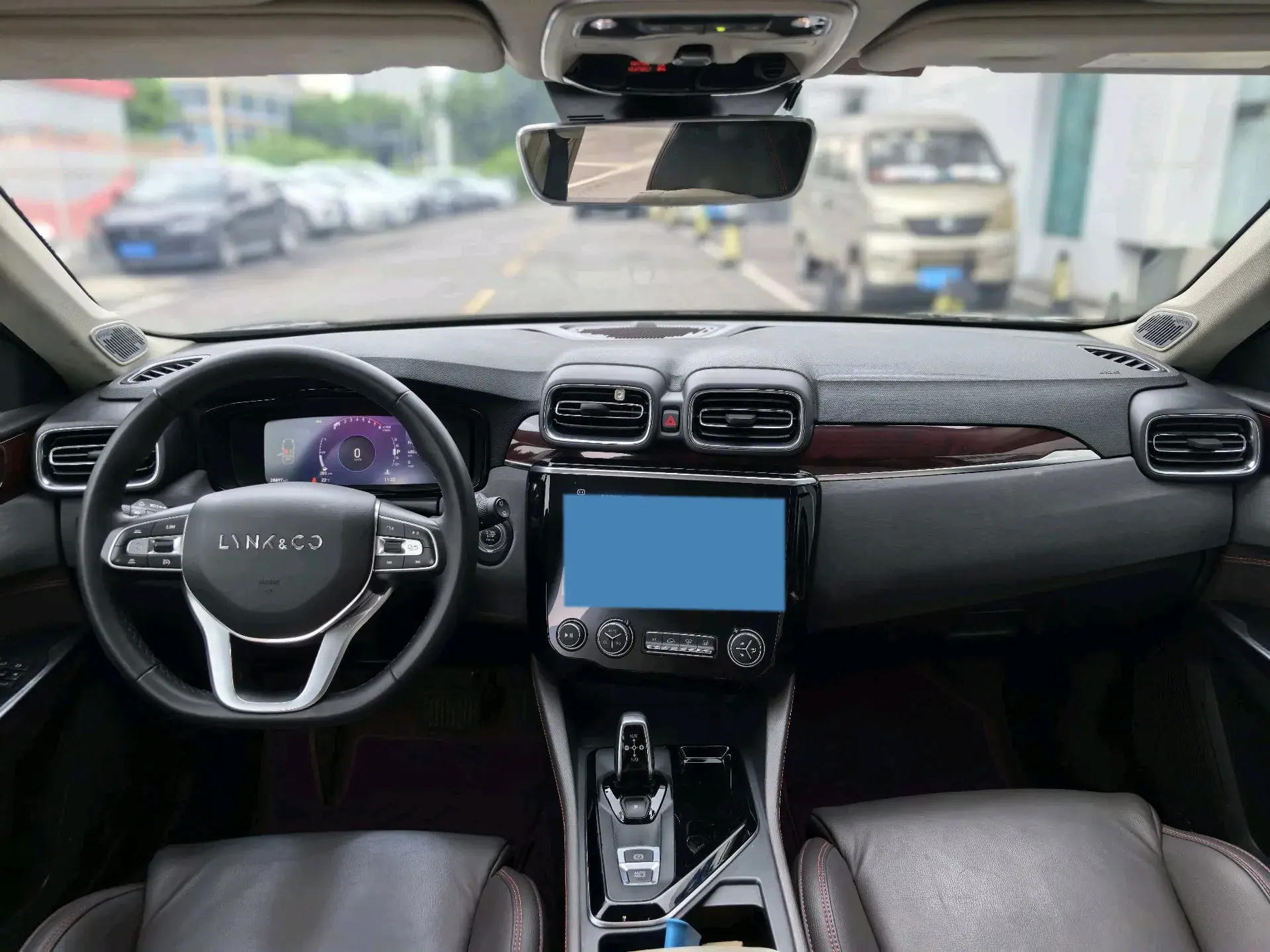 2021 LYNK&CO 02 thumbnail 2