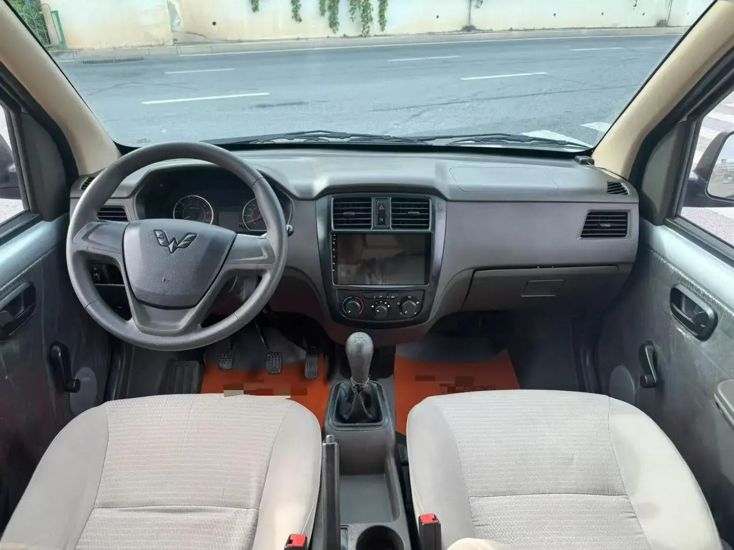 2022 WULING RONGGUANG thumbnail 4