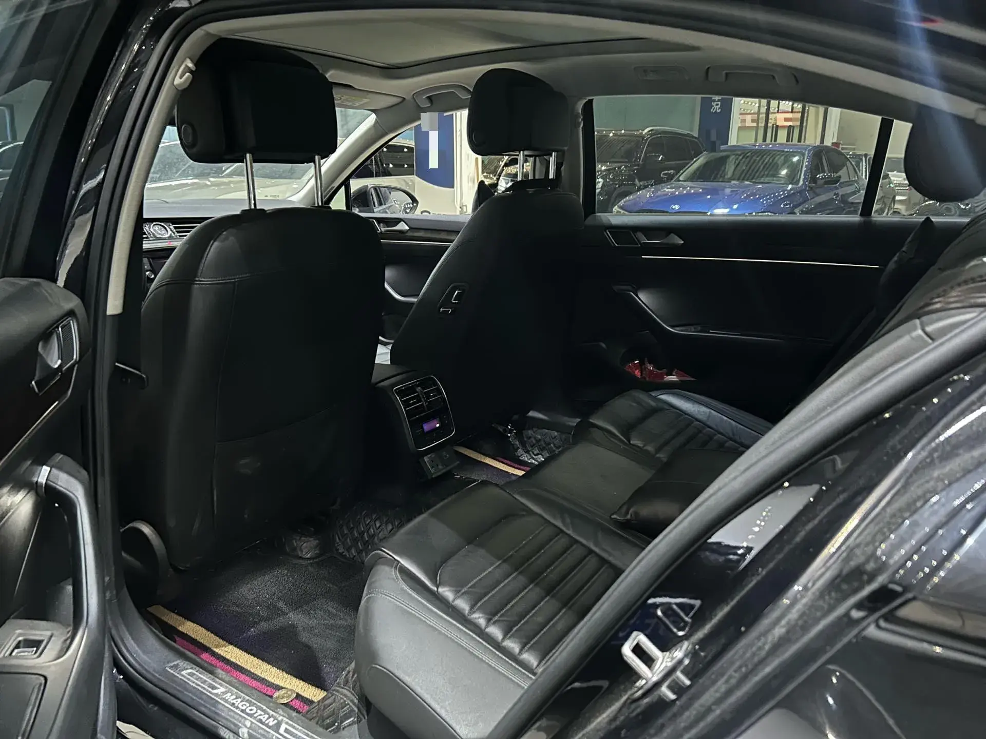 2019 VOLKSWAGEN MAGOTAN thumbnail 3