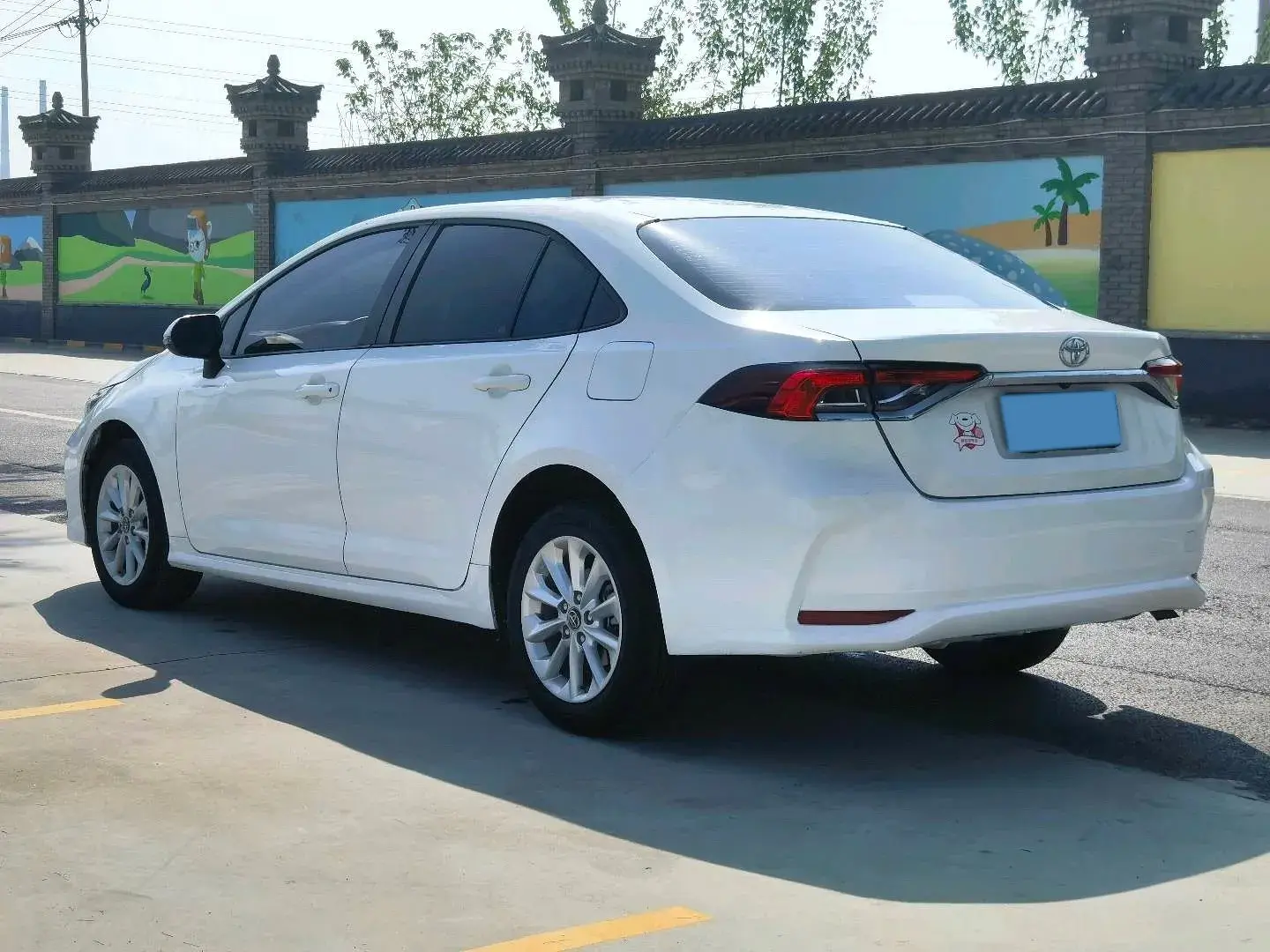 2021 TOYOTA COROLLA thumbnail 2