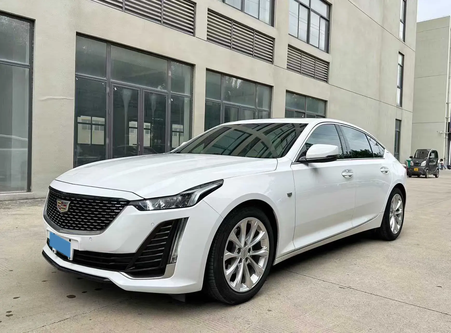 2021 CADILLAC CT5 view 1