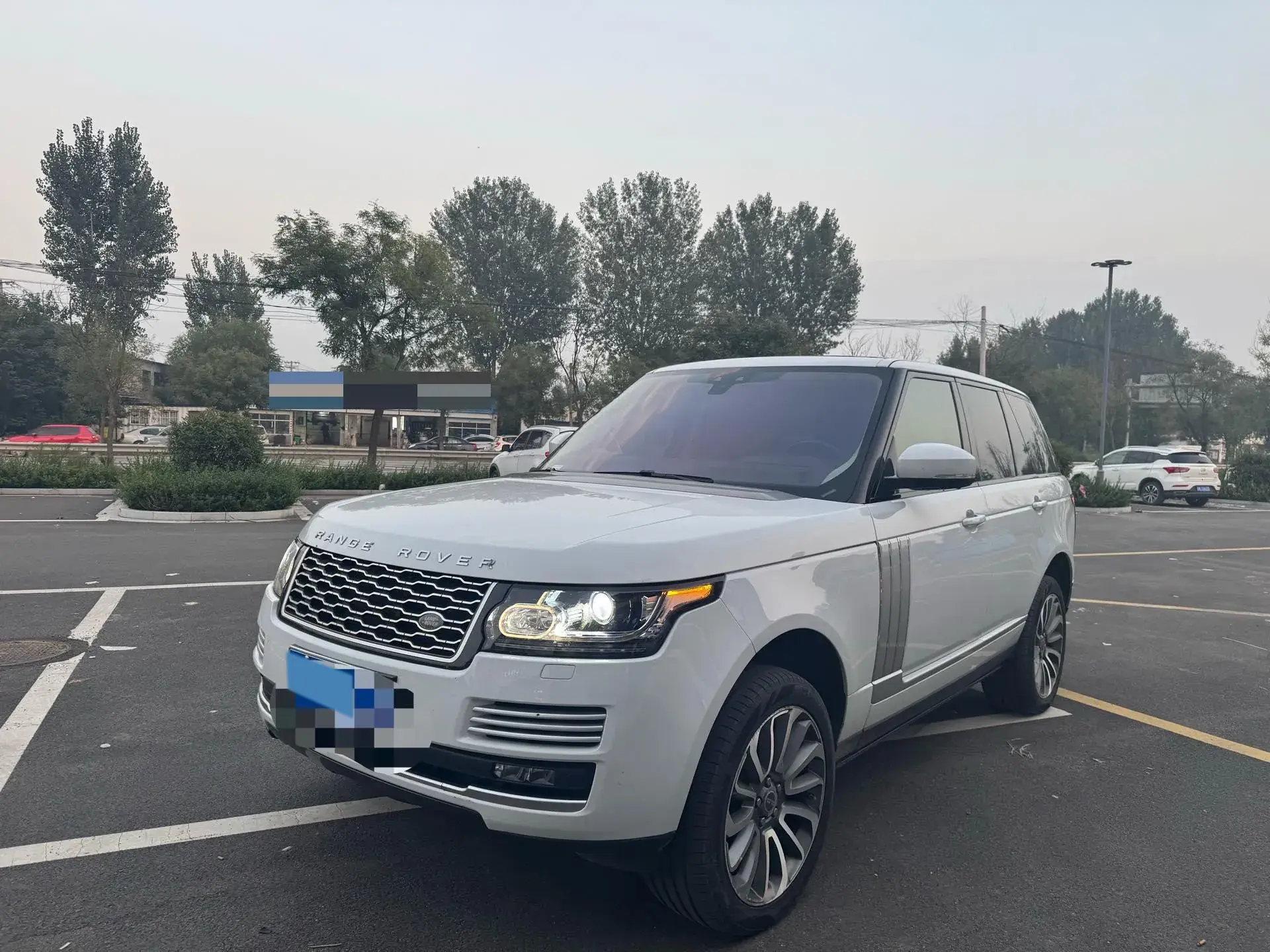 2016 LAND ROVER view 1