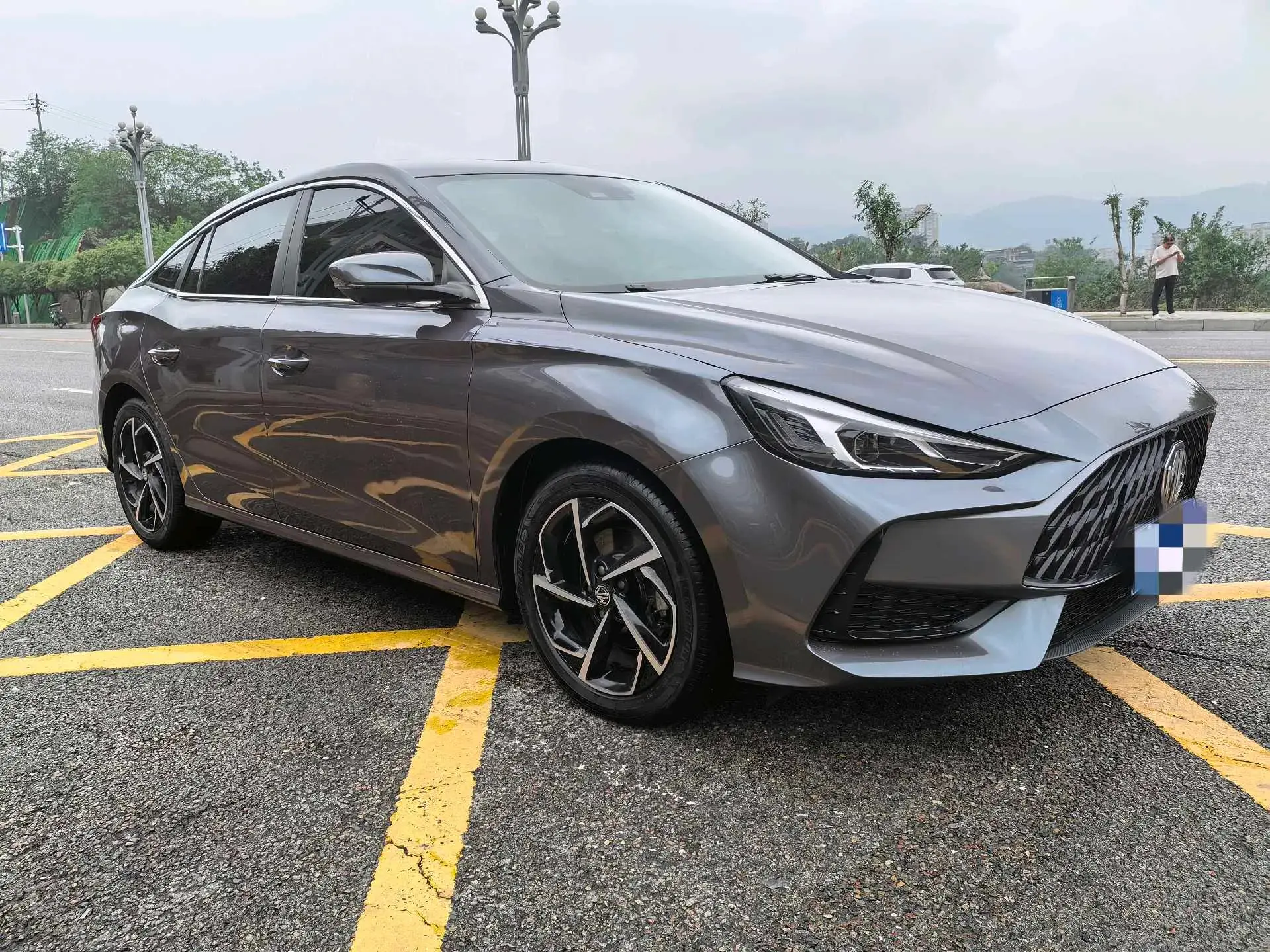 2021 MG 5 thumbnail 3