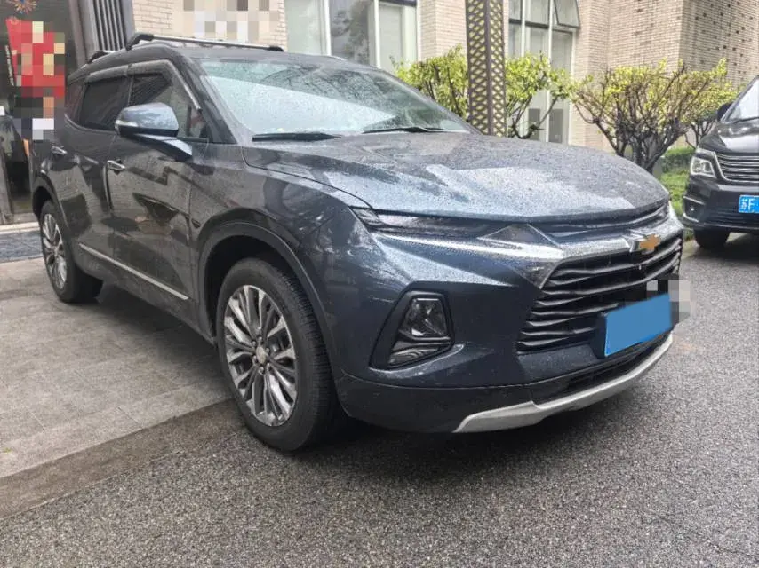 2021 CHEVROLET EQUINOX thumbnail 3