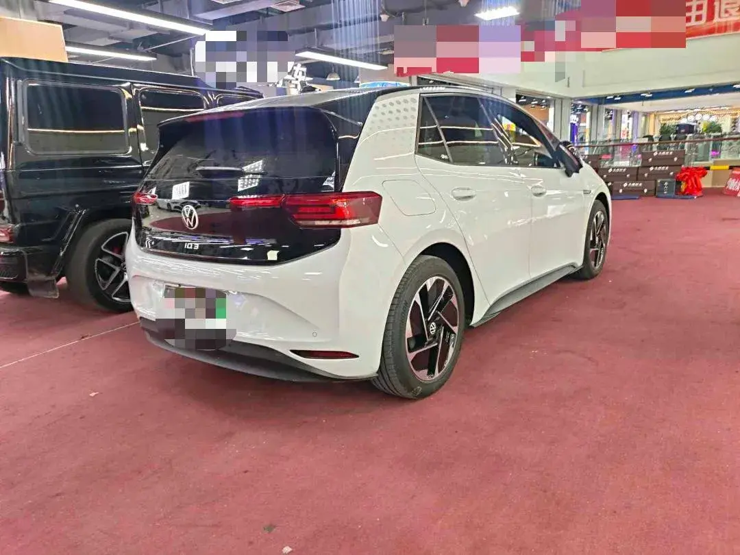 2023 VOLKSWAGEN ID.3 thumbnail 4