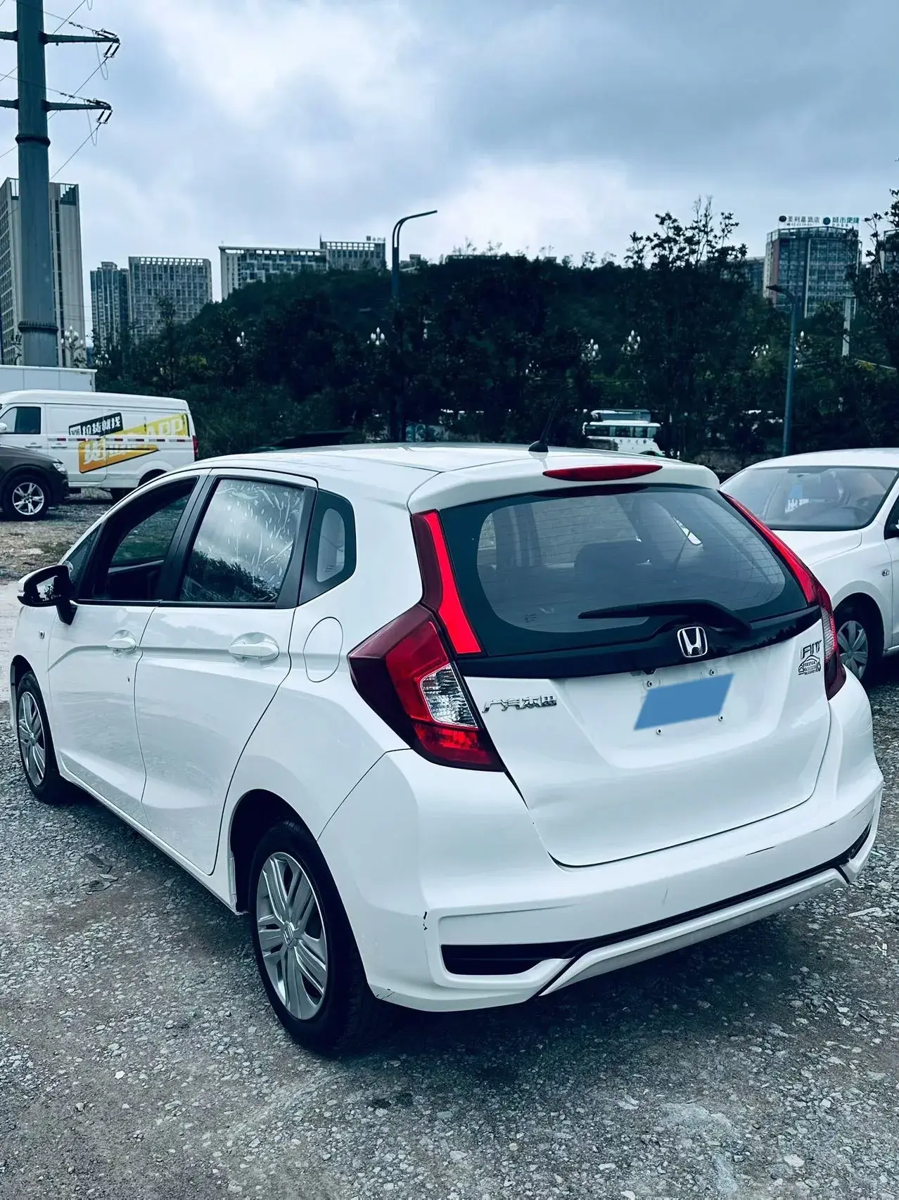 2020 HONDA FIT thumbnail 3