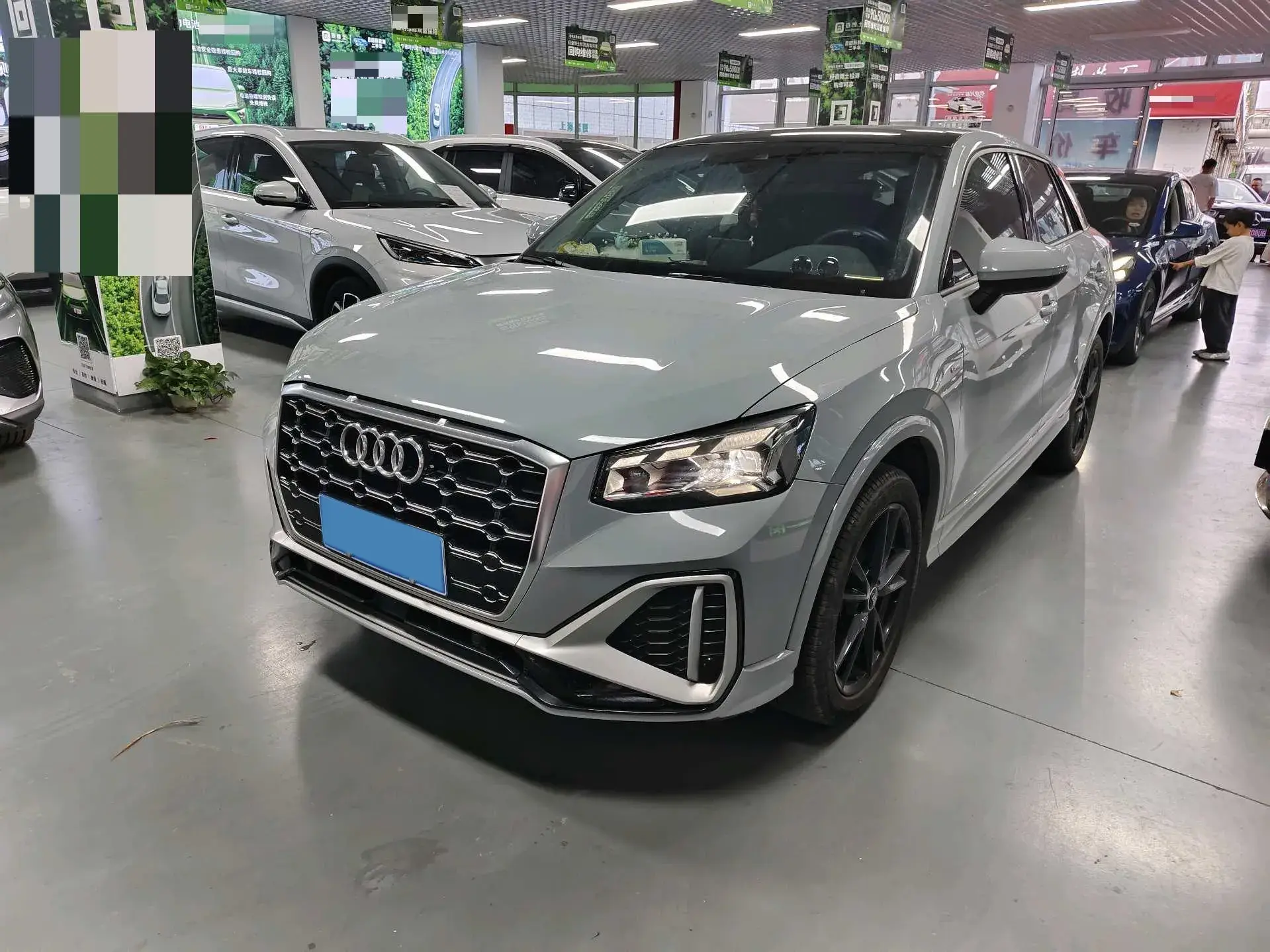 2022 AUDI Q2L view 1