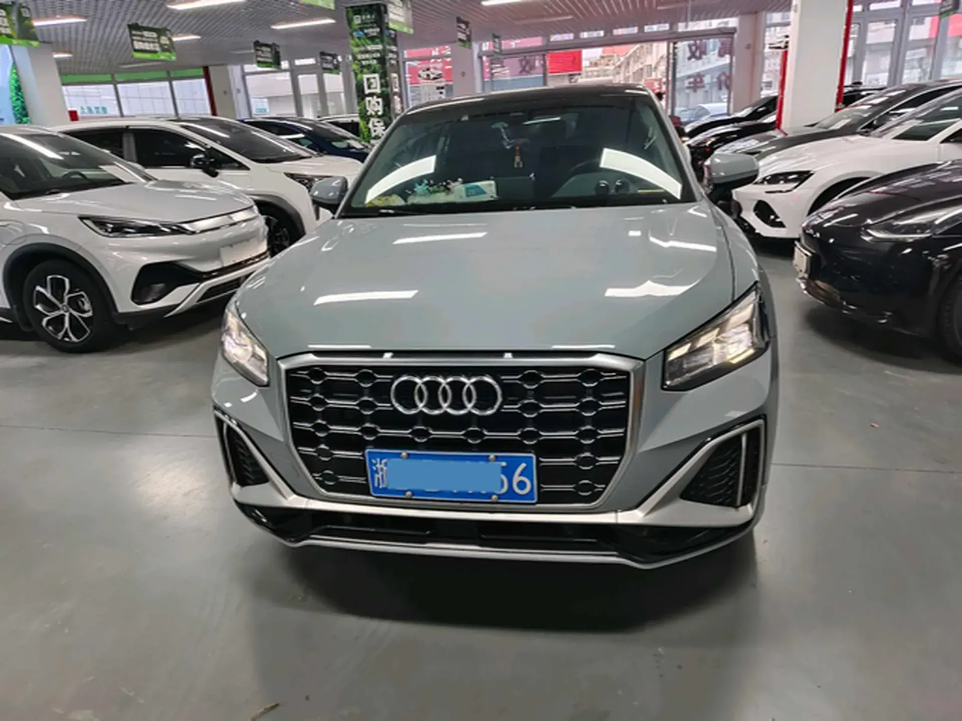 2022 AUDI Q2L thumbnail 2