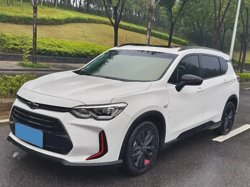 2020 CHEVROLET ORLANDO view 1