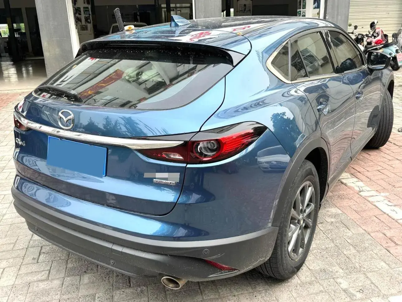 2020 MAZDA CX-4 thumbnail 4