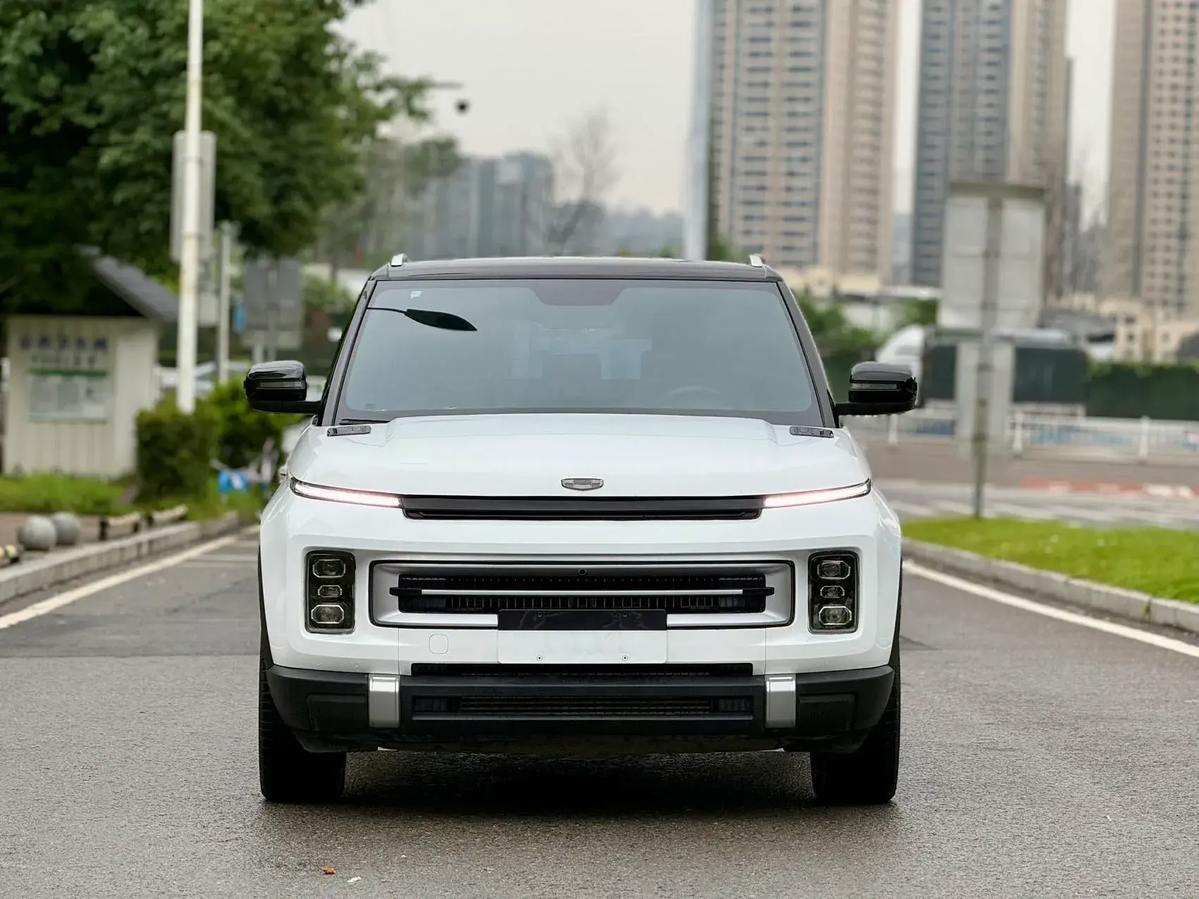 2023 GEELY ICON thumbnail 3