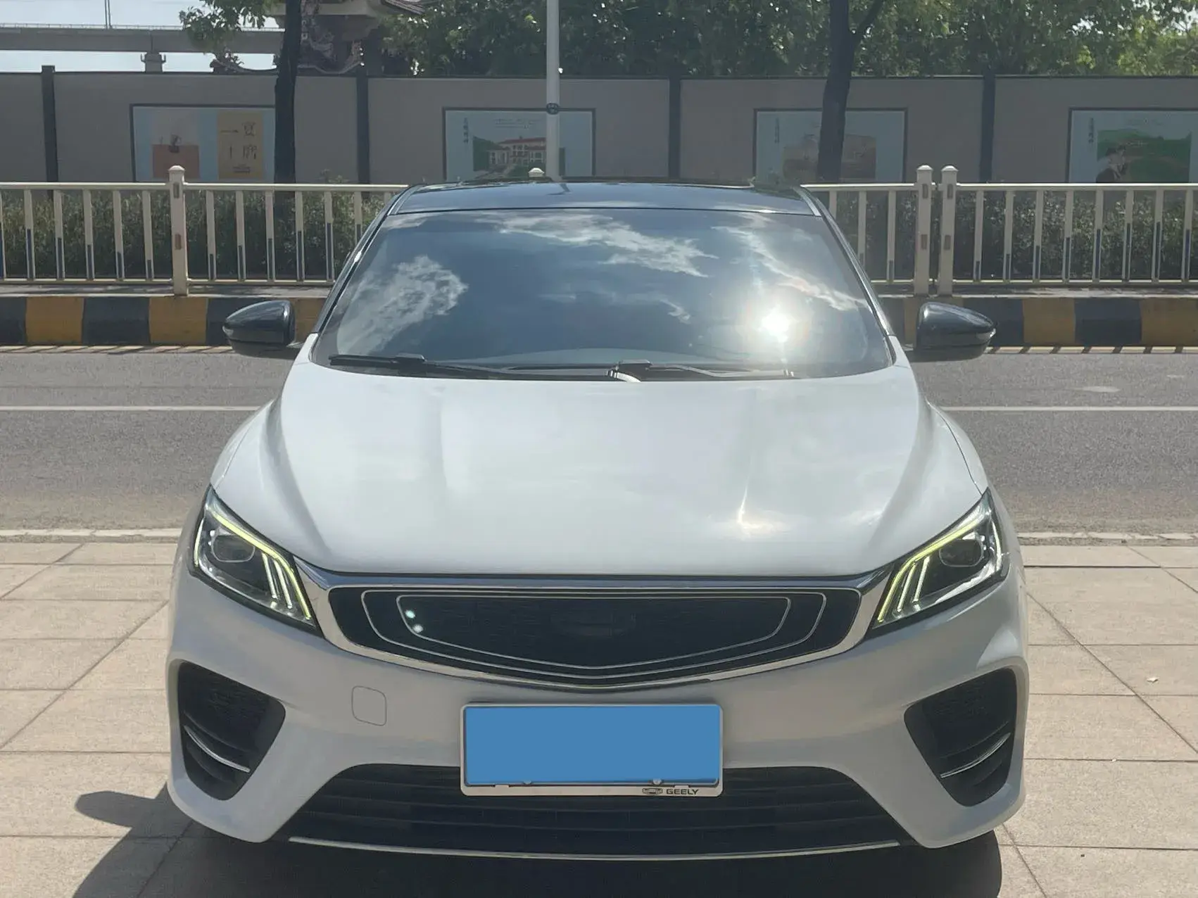 2020 GEELY BINRAY thumbnail 3