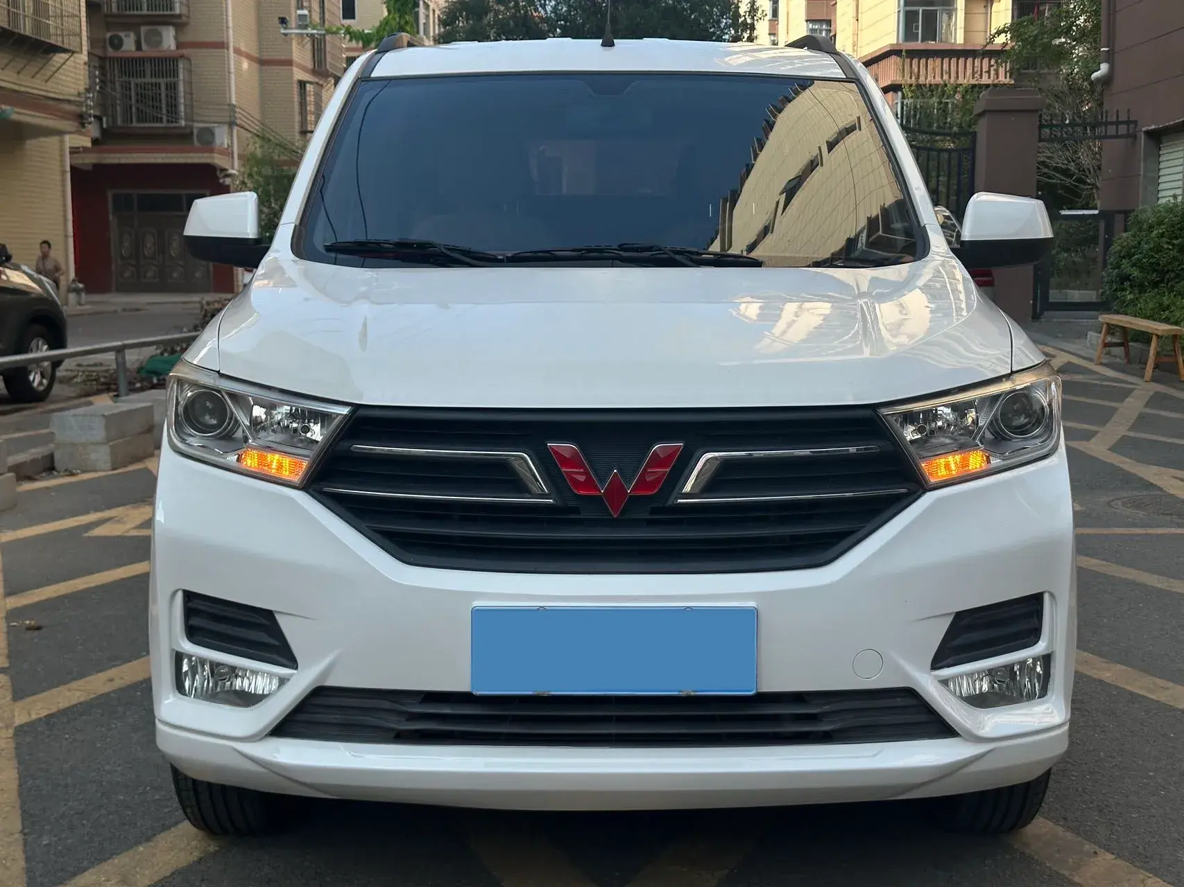 2018 WULING HONGGUANG thumbnail 2