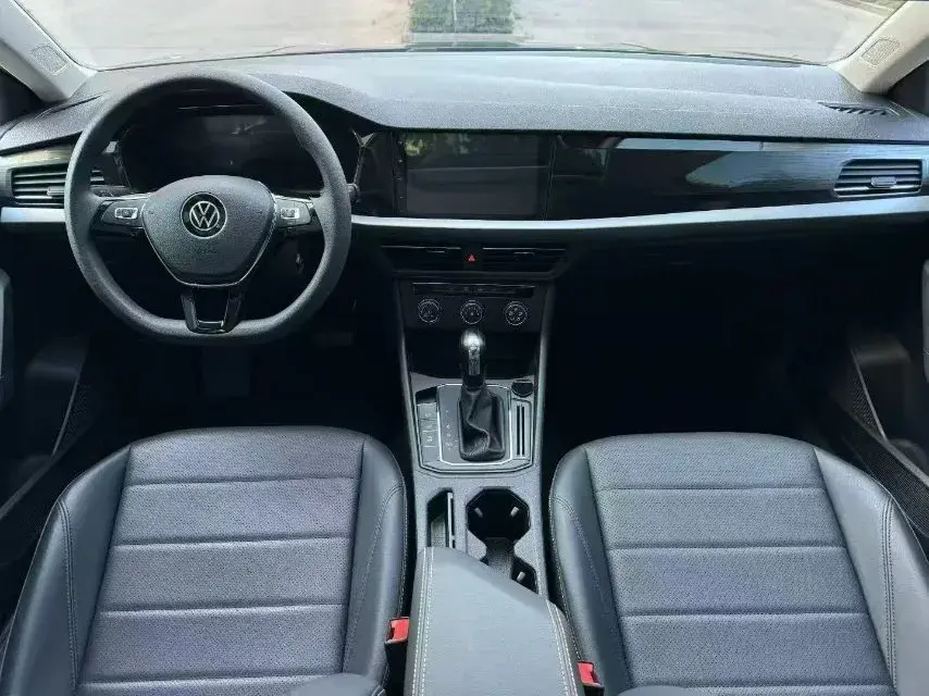 2023 VOLKSWAGEN LAVIDA thumbnail 4