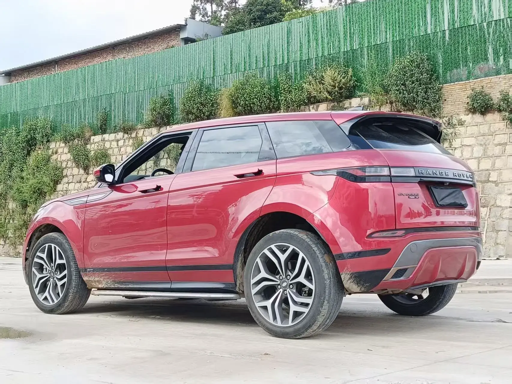 2020 LAND ROVER thumbnail 2