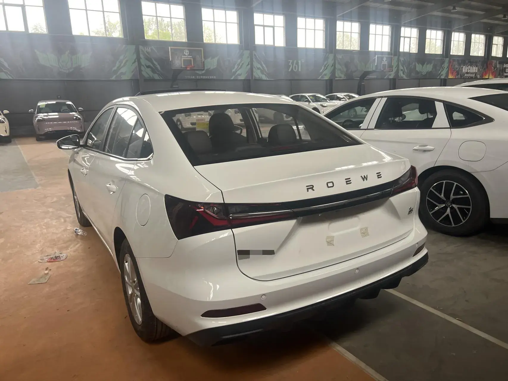 2023 ROEWE I5 thumbnail 4