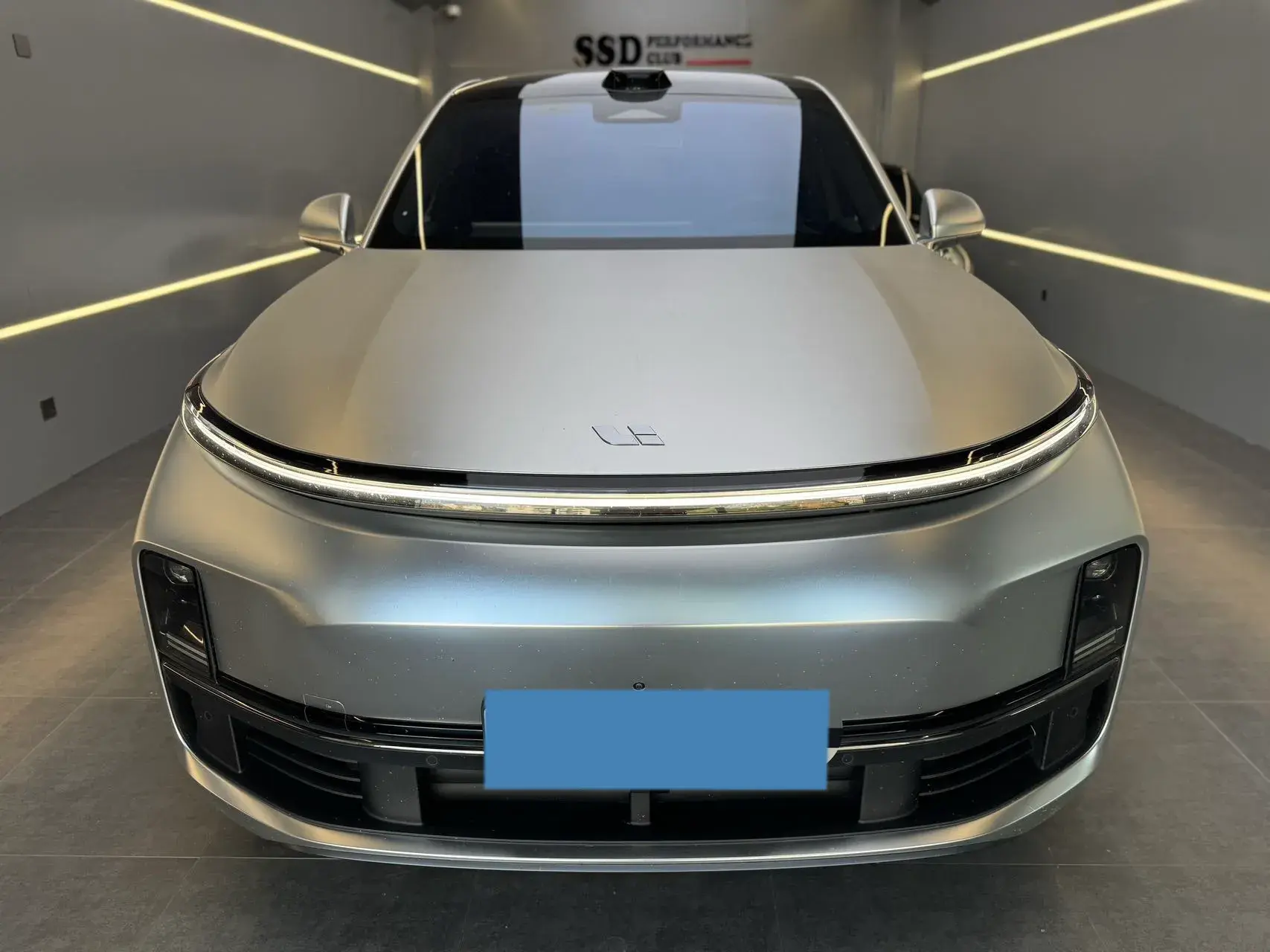 2022 LI L9 thumbnail 2