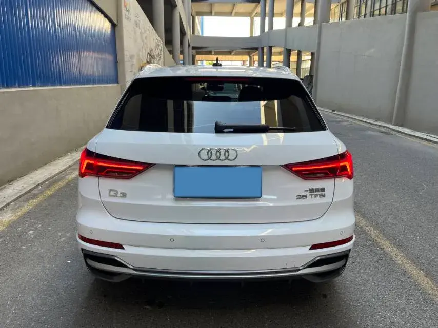 2021 AUDI Q3 thumbnail 4