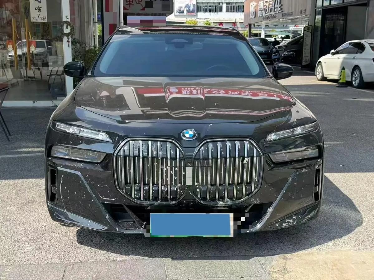 2023 BMW i7 BEV 101.7KWH,autocango,china used car exporter,china ev exporter,chinese used car exporter,chinese used ev exporter