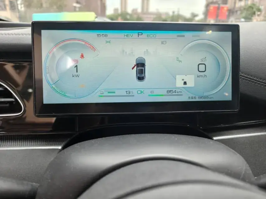 2024 BYD SEAL thumbnail 4