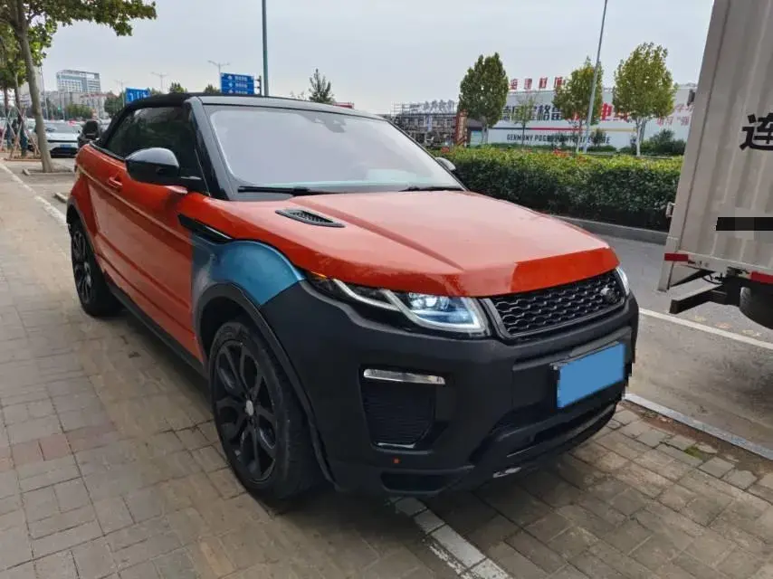 2018 LAND ROVER thumbnail 2