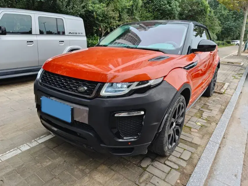 2018 LAND ROVER view 1