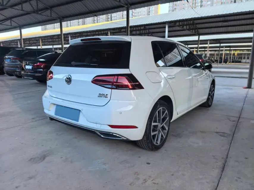 2020 VOLKSWAGEN GOLF thumbnail 2