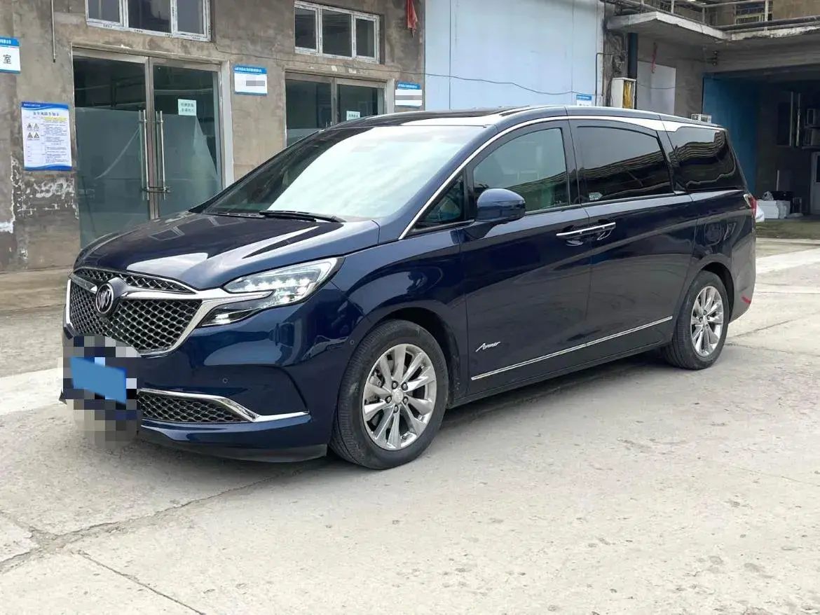 2022 BUICK GL8 view 1